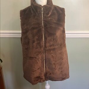 crown & ivy Brown Faux Fur Vest